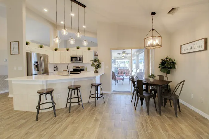 Stella's Emergency Services Picture 1