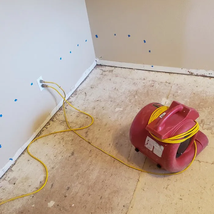 Emergency Water Cleanup Picture 1