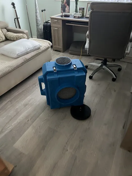 Thunder Restoration - Water And Mold Damage Restoration Picture 3