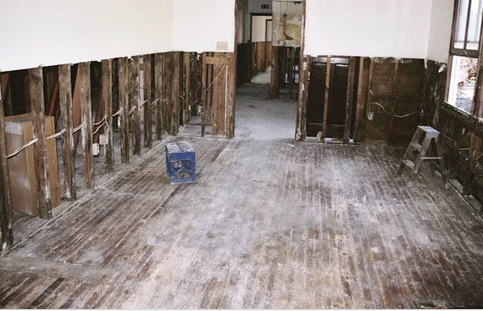 ALL IN ONE RESTORATION Picture 2