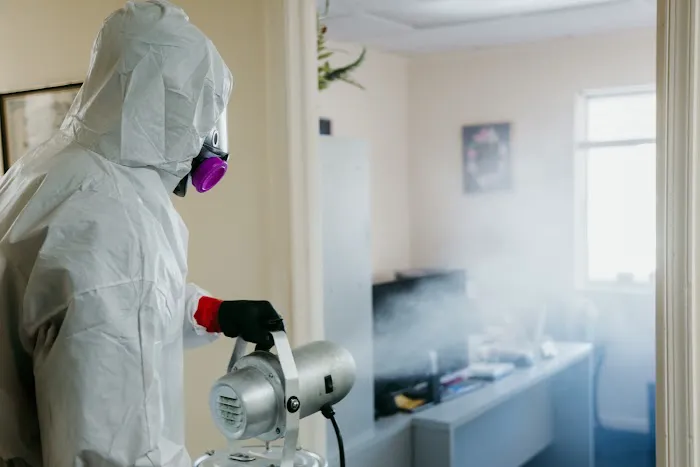 Commander Cleaning & Restoration Picture 1