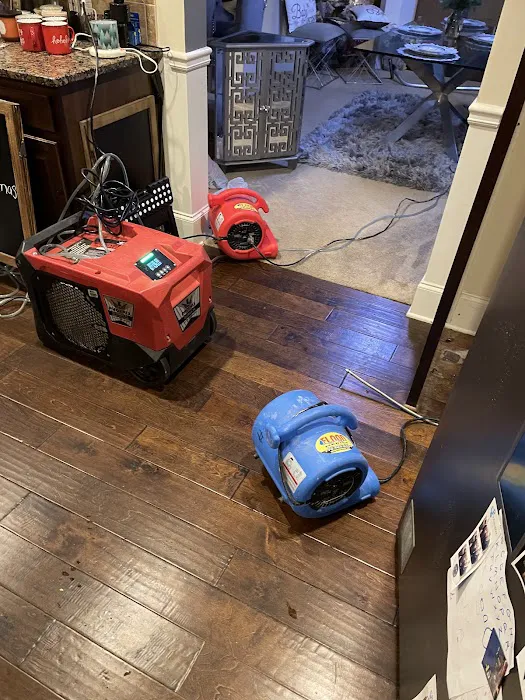 Flood Medics Restoration Services Picture 3