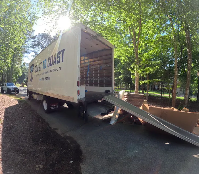 Coast to Coast Content Cleaning and Packouts Picture 1