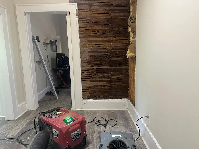 Covenant Carpet & Restoration- Water Damage & Mold Removal Picture 1