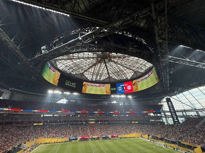 DOM Roofing & Restoration Picture 2