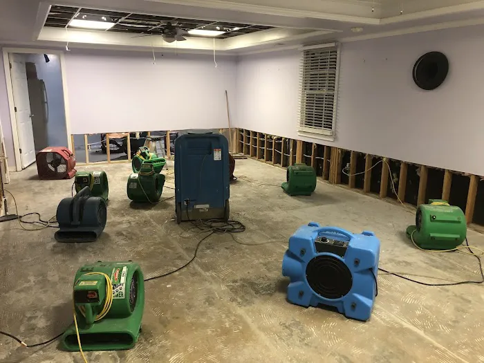 Redbox Restoration - Water Damage Restoration Picture 5