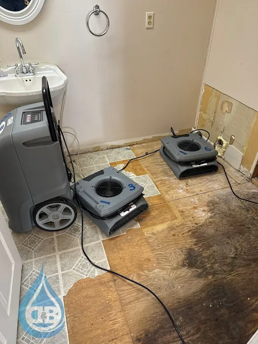 D&B Restoration Services Picture 9