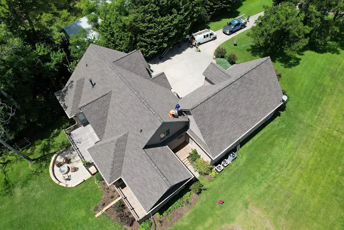 Top Tier Roofing & Restoration Picture 1