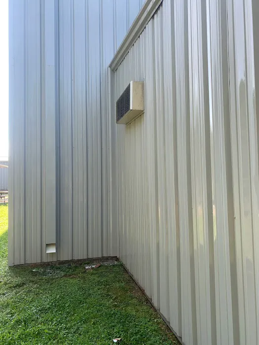 B & D Pressure Washing + Janitorial Services Picture 8