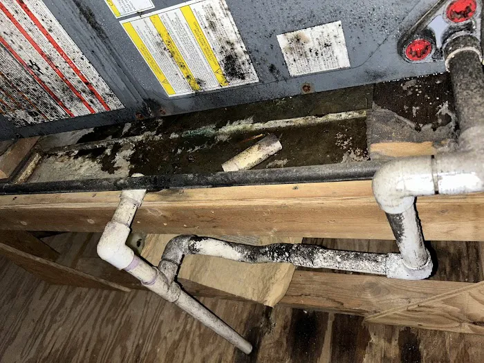 Jerry Water Damage Restoration Pros of Huntsville Picture 9