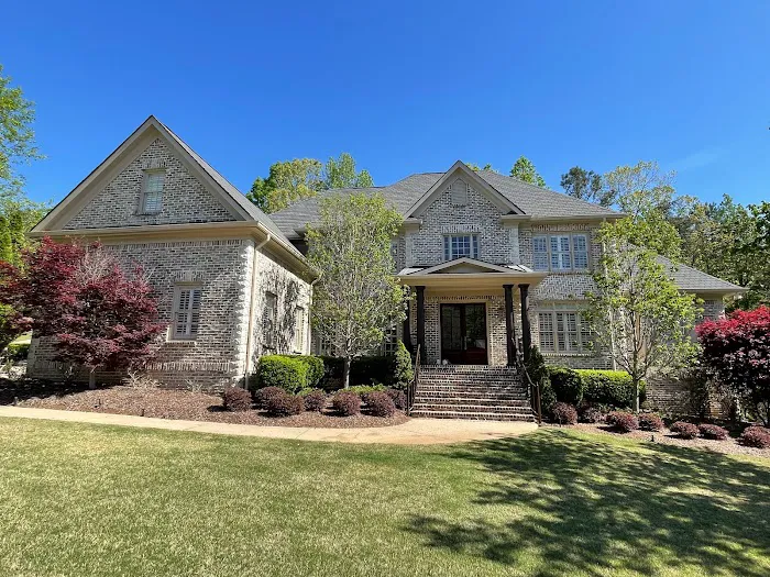 MARTINEZ PAINTING AND RENOVATION Picture 3