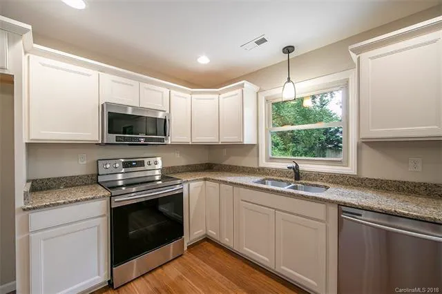 Paul Davis Restoration of Asheville Picture 6