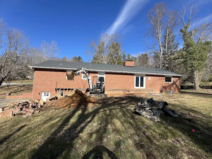 GONZALEZ WATERPROOFING LLC Picture 3