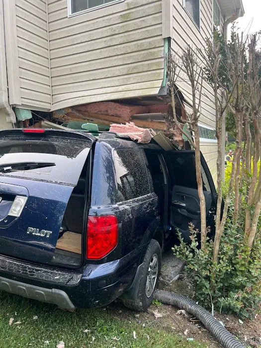 1-800-BoardUp of Asheville Picture 6