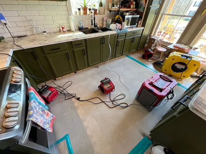 Compton Restoration Inc Picture 1