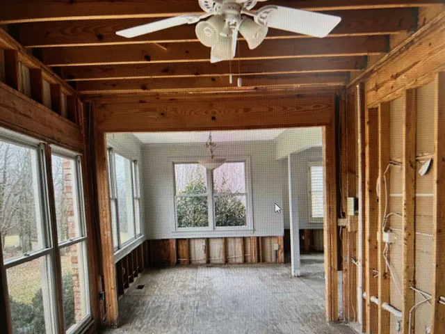 Four Corners Restoration Picture 2