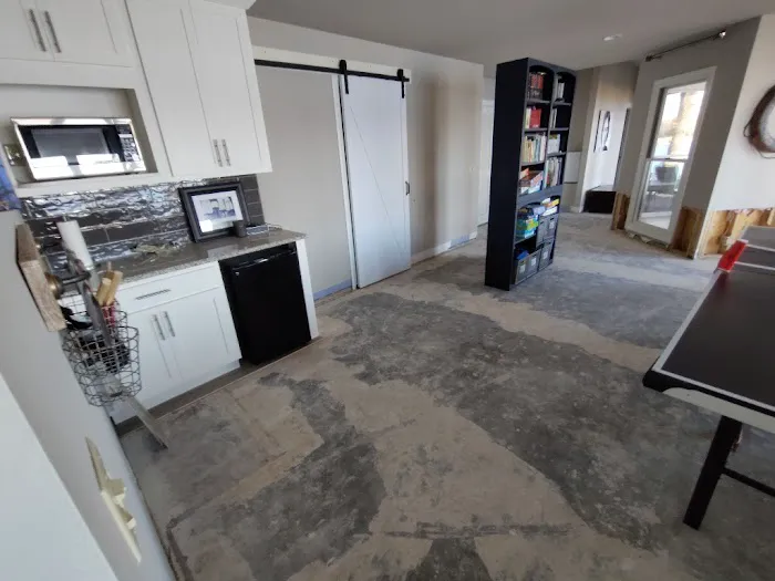 Four Corners Restoration Picture 5