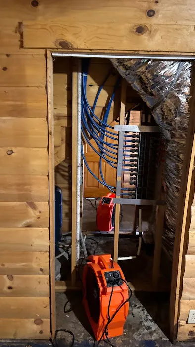 The Claims Crew Picture 5