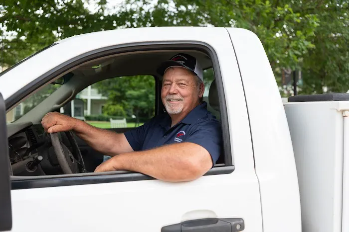 Thompson Brothers Exterminating and Waterproofing Picture 6