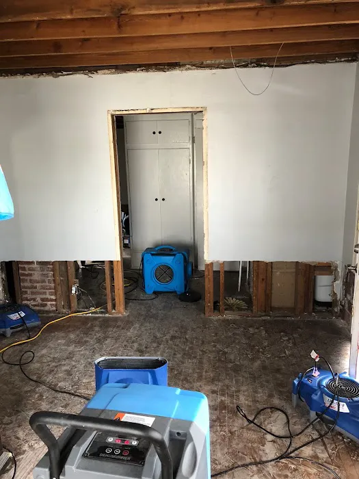 Southern Restoration Picture 4