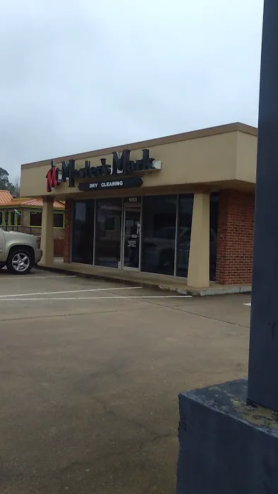 Master's Mark Dry Cleaners Picture 2