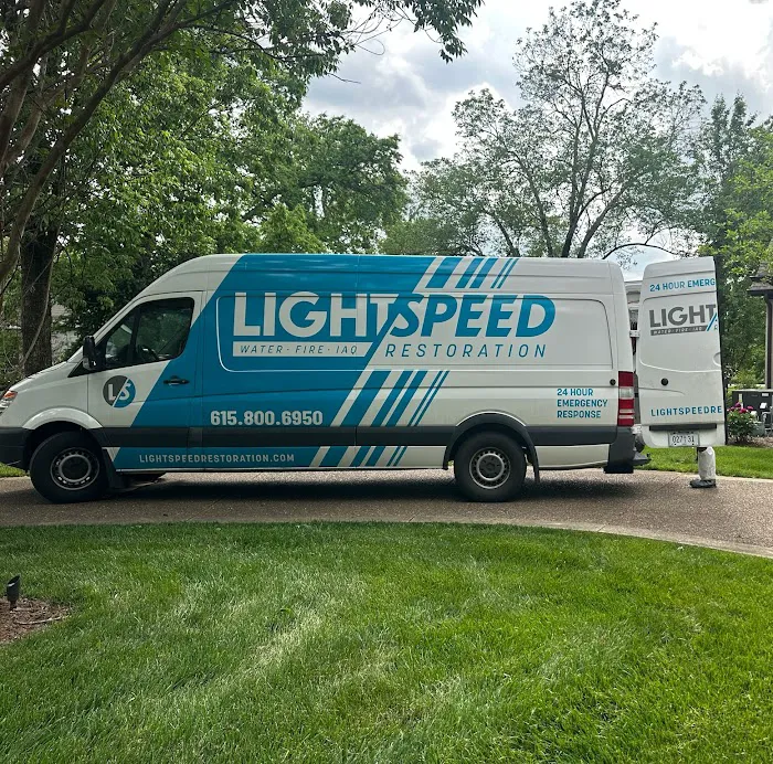 Lightspeed Restoration of West Nashville Picture 4