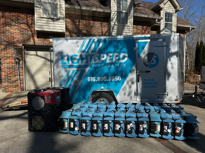 Lightspeed Restoration of West Nashville Picture 6