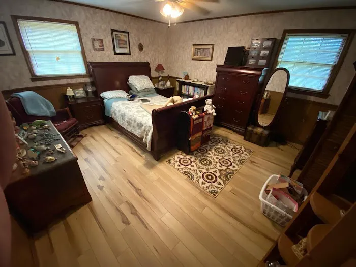 Home Again Picture 7