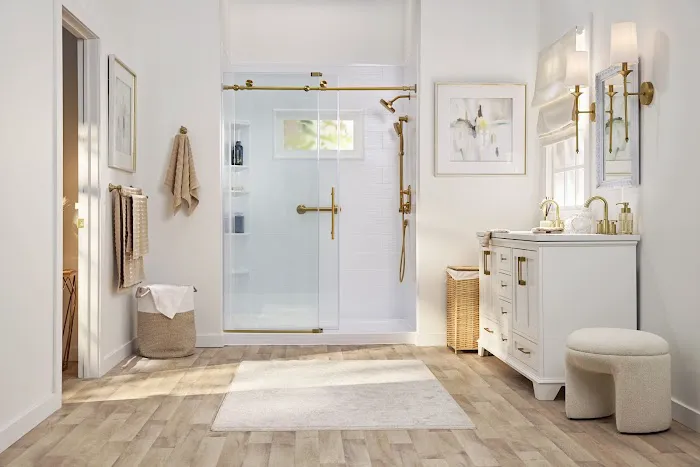 Bath Fitter Picture 1