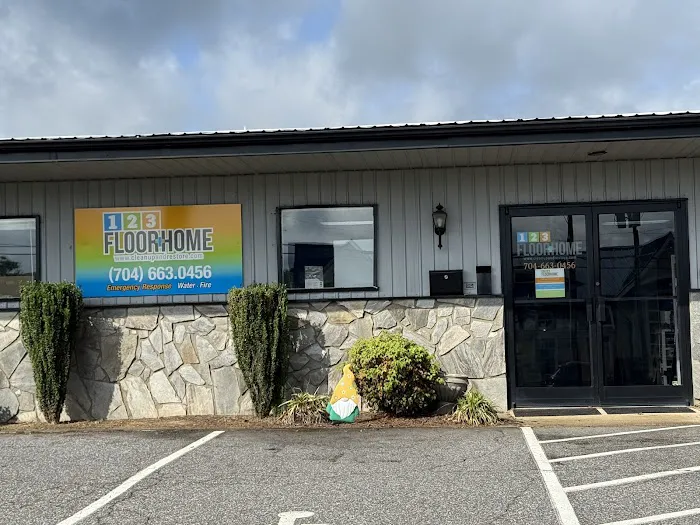 123 Floor & Home INC Picture 2