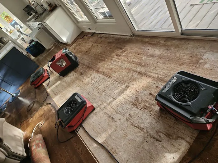 123 Floor & Home INC Picture 6