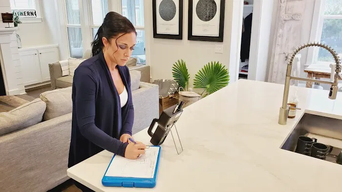 The Mold Girl - A Charlotte Mold Testing and Inspection Company Picture 1