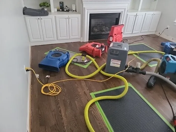 Water Damage Restoration Group Picture 3