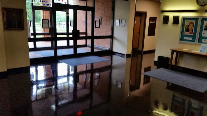 ServiceMaster Commercial Cleaning by Long Picture 10