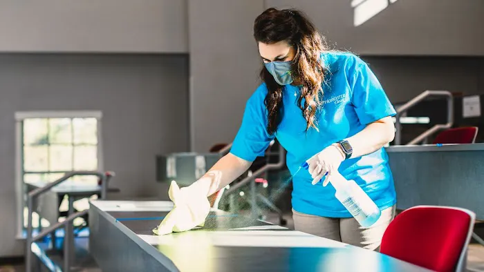 ServiceMaster Commercial Cleaning by Long Picture 9