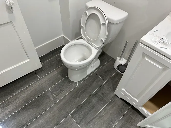 Craftsmen Standard Flooring Picture 8