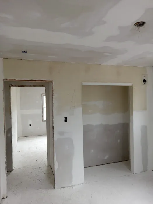 Paint Pro & Restorations Picture 4