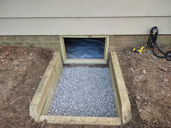 Crawlspace Medic of ENC Picture 8