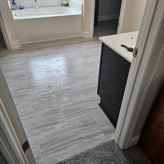 Your Handyman over 33yrs in business. Picture 1