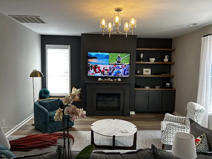 Of The Essence Design+Build and Paint Picture 9