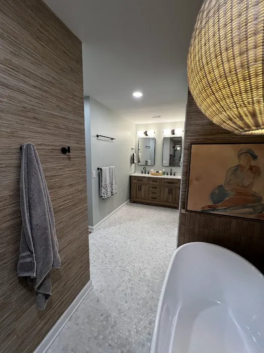 Gilmore Craft and Coat Picture 5