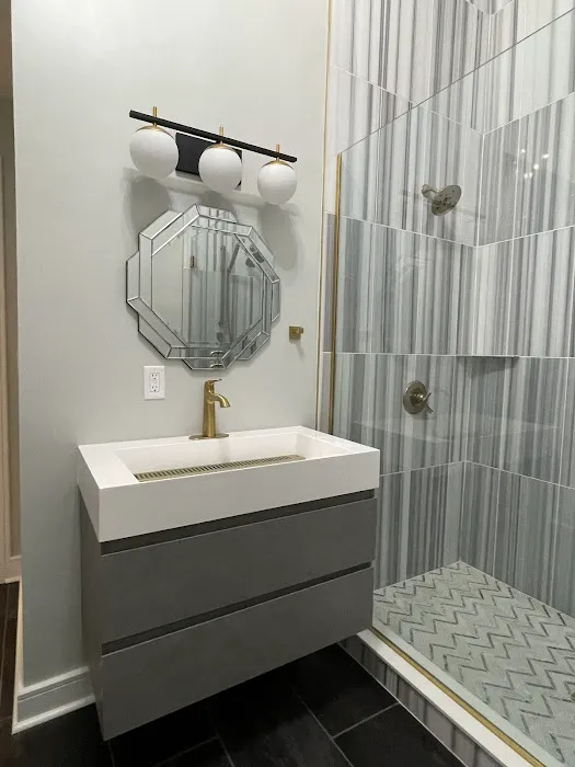 Gilmore Craft and Coat Picture 1