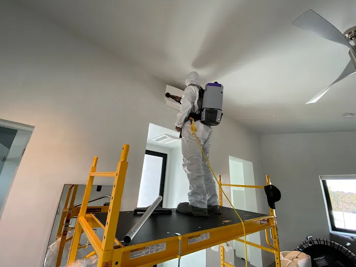 United Restoration And Improvement LLC Picture 2