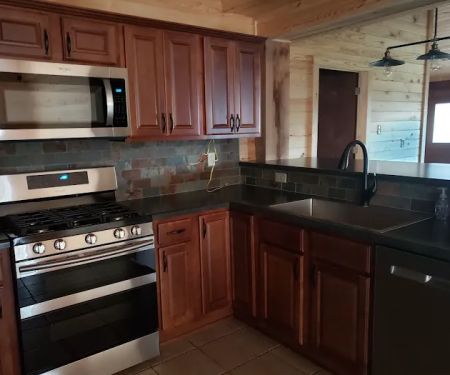 Easley Contractors Inc