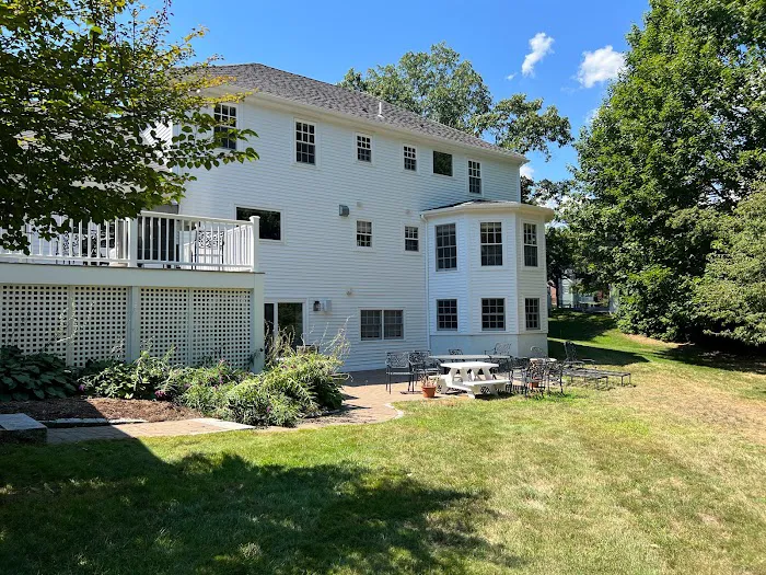 US Propaint And Renovation - Painting, Deck, Siding , kitchen and bathroom remodeling Picture 7