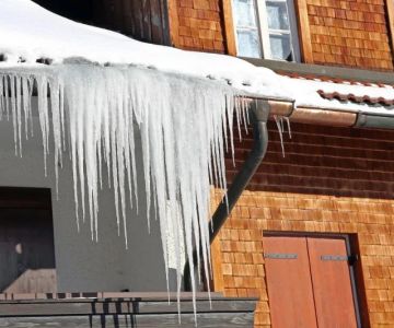 How to Prevent Water Damage From Ice Dams: Effective Winter Strategies