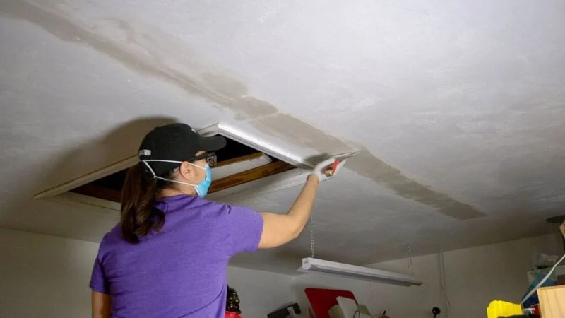 How to Repair Water-Damaged Ceilings – A Comprehensive Guide