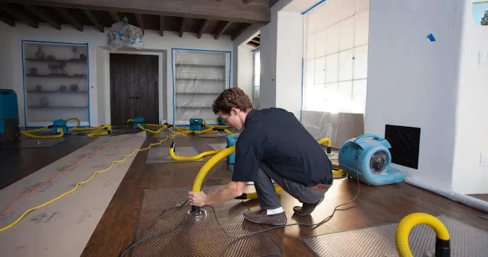 William Vazquez Water Damage Restoration Picture 1