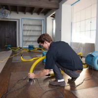 William Vazquez Water Damage Restoration ico