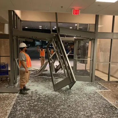 Romexterra Construction Fire and Water Restoration Services of Chicago Picture 5